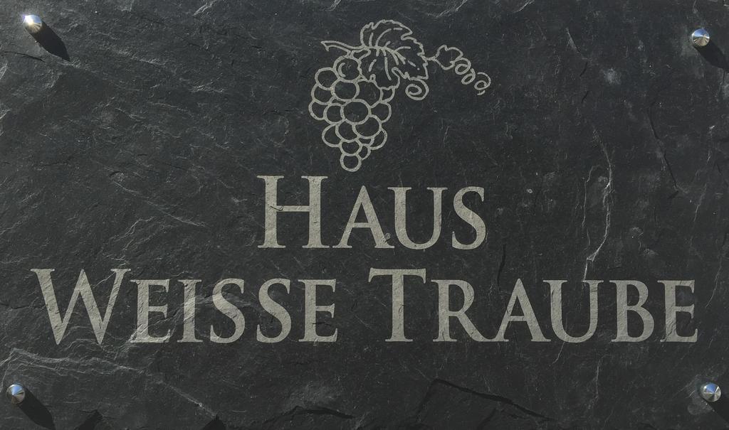 Haus Alte Rebe & Weisse Traube Apartment Кохем Стая снимка